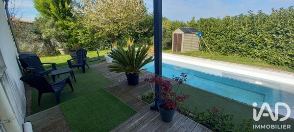 Maison à vendre 5 pièces 236 m² Saint-Bonnet-sur-Gironde