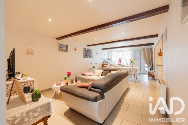 Immeuble à vendre 133,4 m² Les Mazures