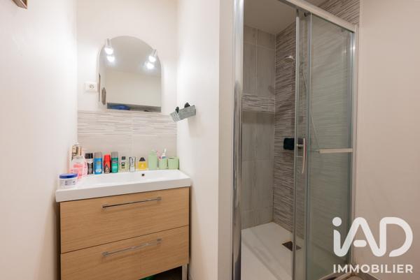 Immeuble à vendre 133,4 m² Les Mazures