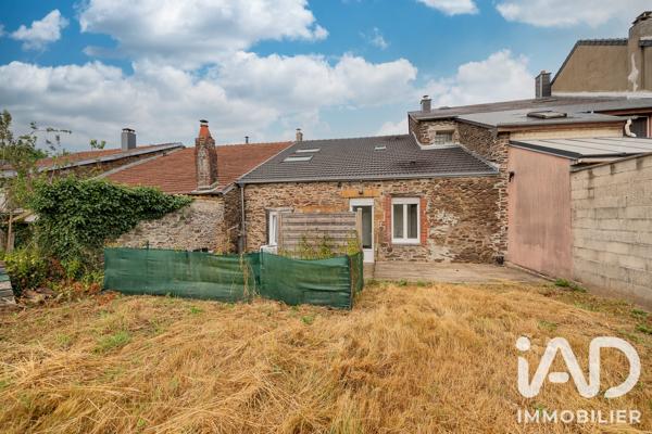 Immeuble à vendre 133,4 m² Les Mazures