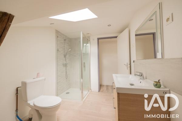Immeuble à vendre 133,4 m² Les Mazures