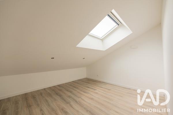 Immeuble à vendre 133,4 m² Les Mazures