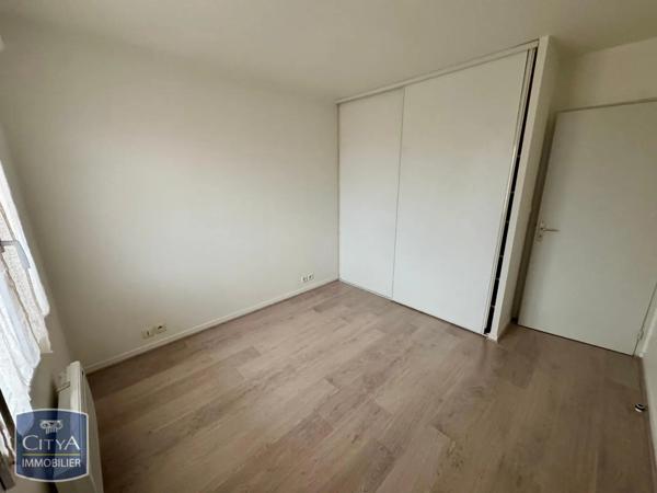 Appartement à louer 2 pièces 54.2m²