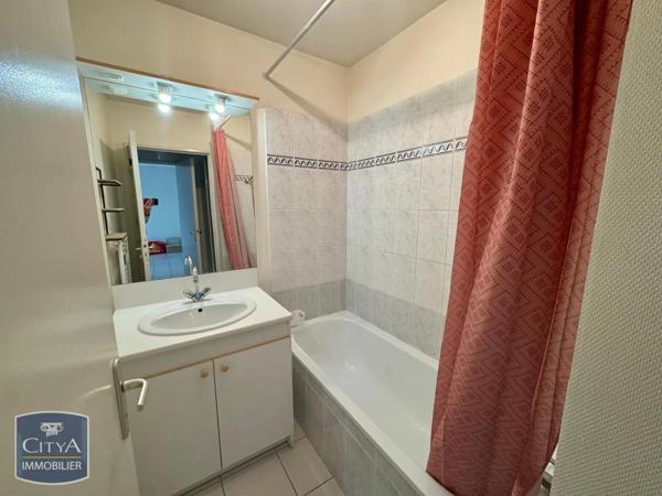 Appartement à louer 2 pièces 54.2m²