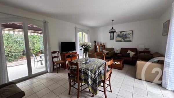 Maison à vendre  5 pièces - 120,65 m 2   LA GARDE  - 83