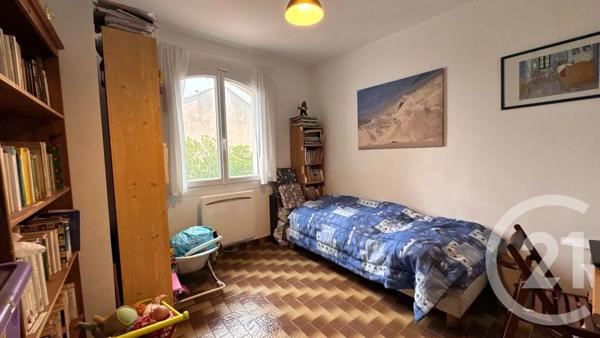 Maison à vendre  5 pièces - 120,65 m 2   LA GARDE  - 83