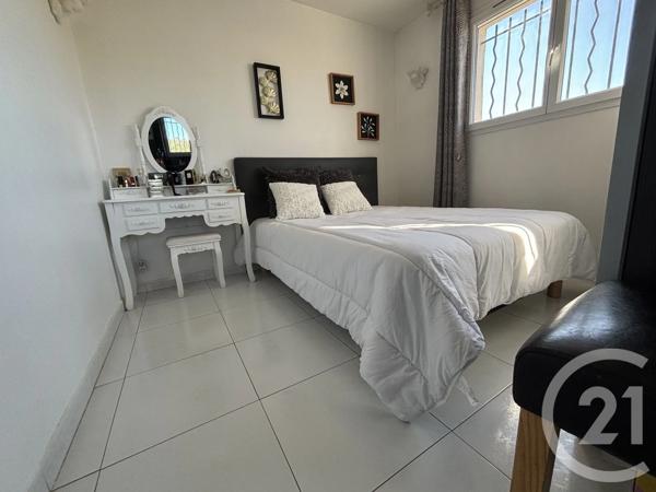 Maison à vendre  4 pièces - 126,45 m 2   ST MAXIMIN LA STE BAUME  - 83