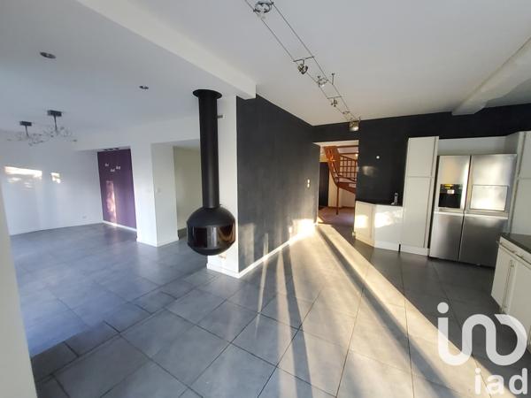 Maison à vendre 5 pièces 248 m² Cantenay-Épinard