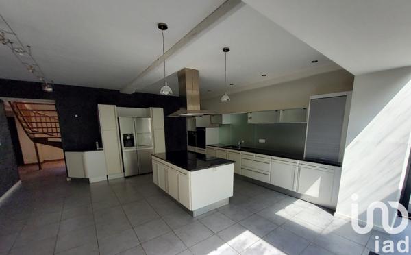 Maison à vendre 5 pièces 248 m² Cantenay-Épinard