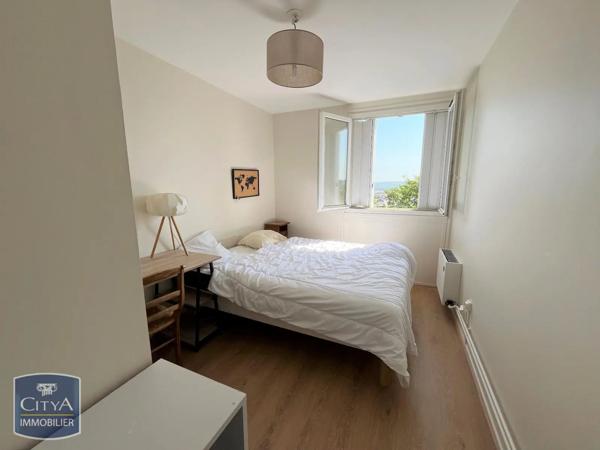Appartement à louer 3 pièces 61.99m² Limoges (87000)
