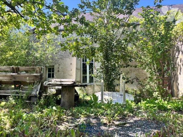 Située dans les Hauteurs d'Agon-Coutainville, à quelques pas du bourg et des commerces, cette m...