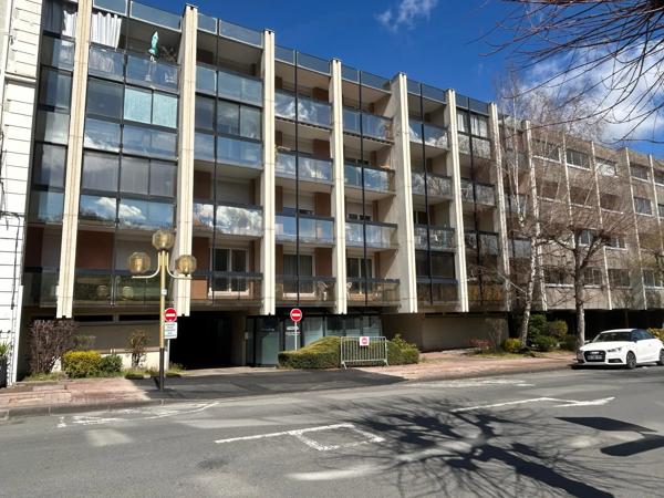 Appartement à vendre 2 pièces 42.3m² Châtel-Guyon (63140)