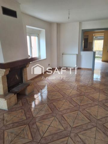 Maison disposant d'un terrain sans vis-à-vis dans un petit village calme