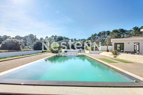 LORGUES - Villa contemporaine d exception avec prestations haut de gamme