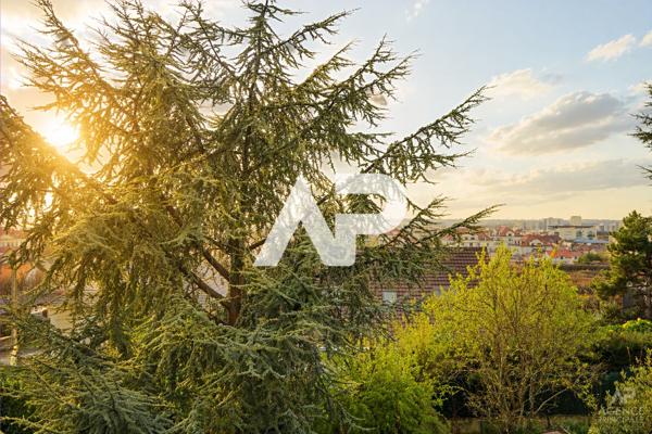 Maison Rueil Malmaison 4 pièce(s) 90 m2 €750 000 ** - Référence 19776