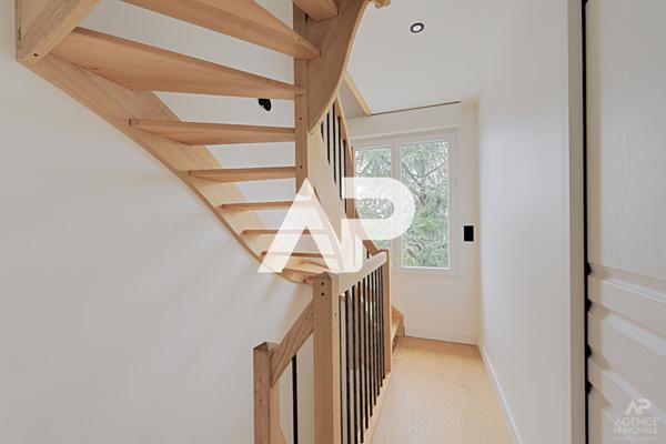 Maison Rueil Malmaison 4 pièce(s) 90 m2 €750 000 ** - Référence 19776