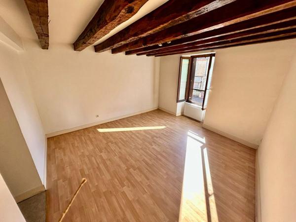 Immeuble Vatan 4 pièce(s) 108 m2