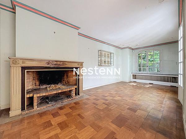 ISSY LES MOULINEAUX - Maison 9 pièces avec 5 chambres jardin piscine