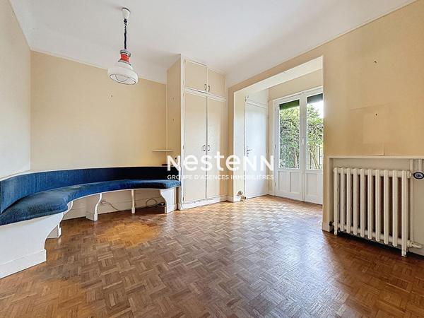 ISSY LES MOULINEAUX - Maison 9 pièces avec 5 chambres jardin piscine