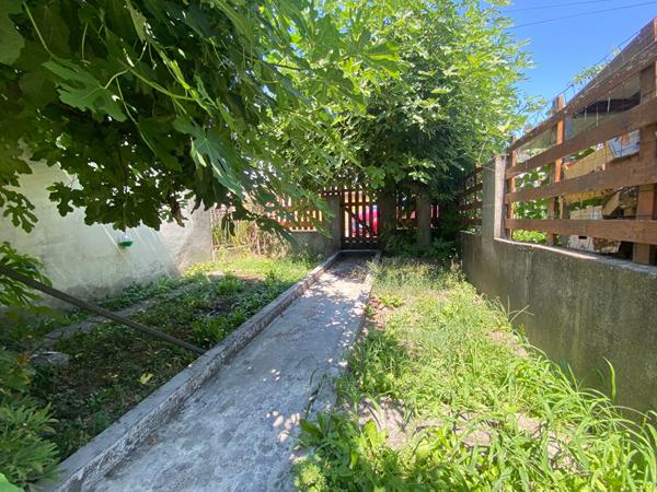 Maison à vendre à Brunstatt - 5 pièces, au calme - terrasse et jardinet - cave