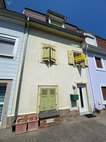Maison à vendre à Brunstatt - 5 pièces, au calme - terrasse et jardinet - cave