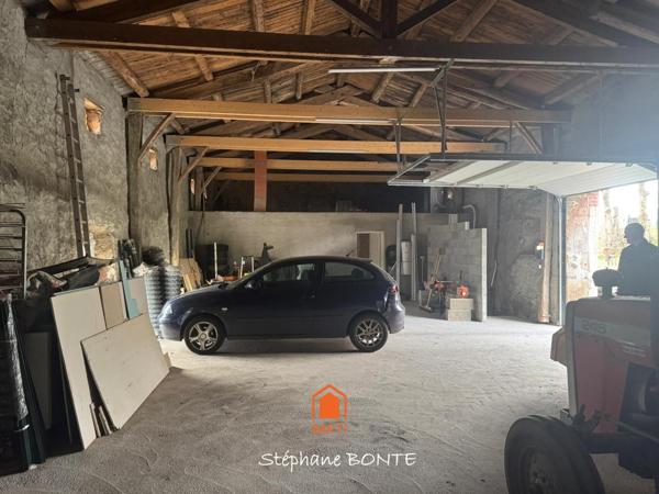 Ferme rénovée : développement projet touristique.