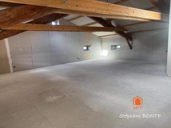 Ferme rénovée : développement projet touristique.