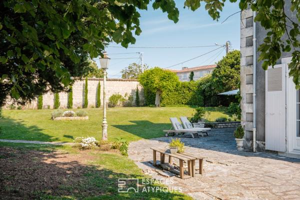 Elégante demeure bourgeoise aux sublimes prestations et son parc arboré