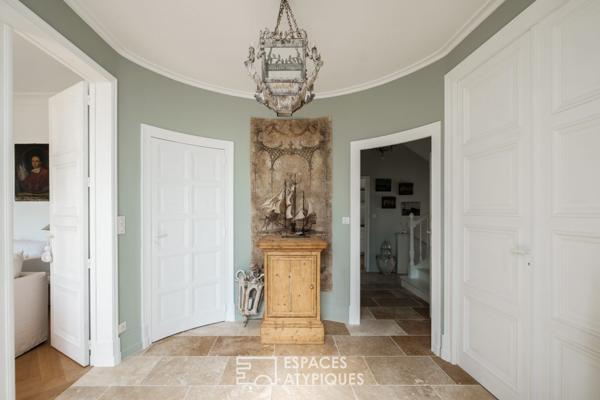 Elégante demeure bourgeoise aux sublimes prestations et son parc arboré