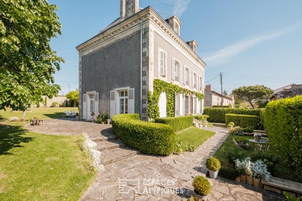 Elégante demeure bourgeoise aux sublimes prestations et son parc arboré
