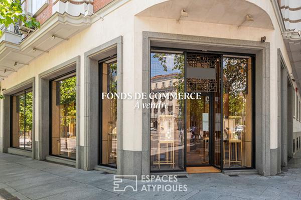 Restaurant à la décoration contemporaine