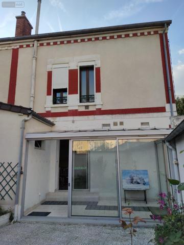 Maison individuelle à vendre à Magenta dans la Marne (51530), ref : M1   
église