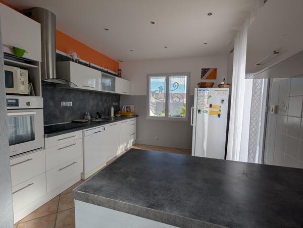 Charmante maison de plain-pied avec grand terrain et vigne Saint-Sever-de-Saintonge (17800)