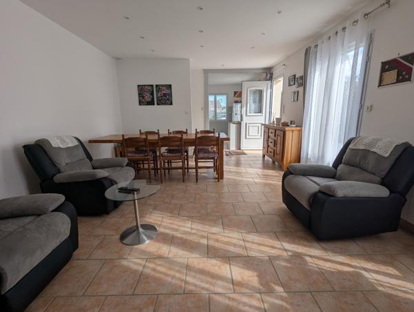 Charmante maison de plain-pied avec grand terrain et vigne Saint-Sever-de-Saintonge (17800)