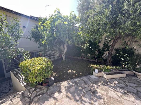 Maison à vendre 140 400 € Cognac 1 pièce 96 m² DPE E