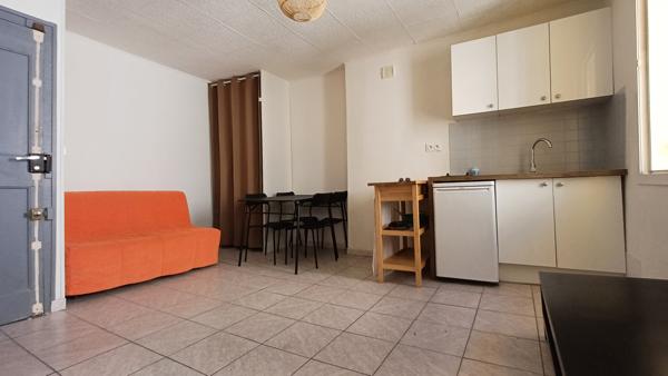 Narbonne (11100) STUDIO meublé centre-ville