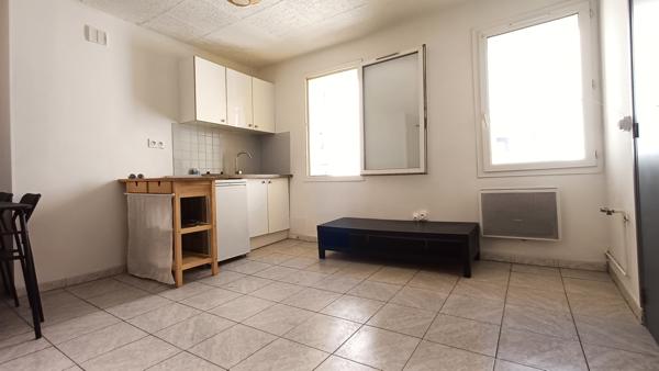 Narbonne (11100) STUDIO meublé centre-ville