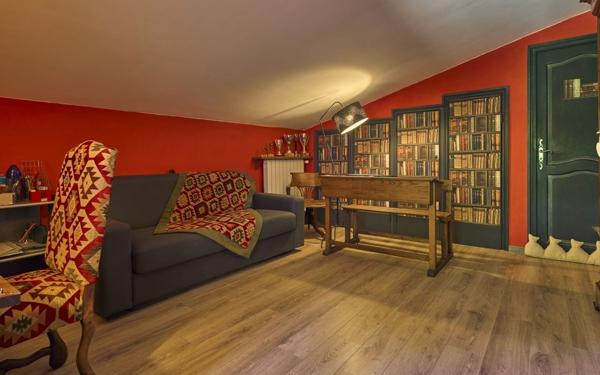 Maison à vendre    5 pièces • 162,80 m2 Forcalquier