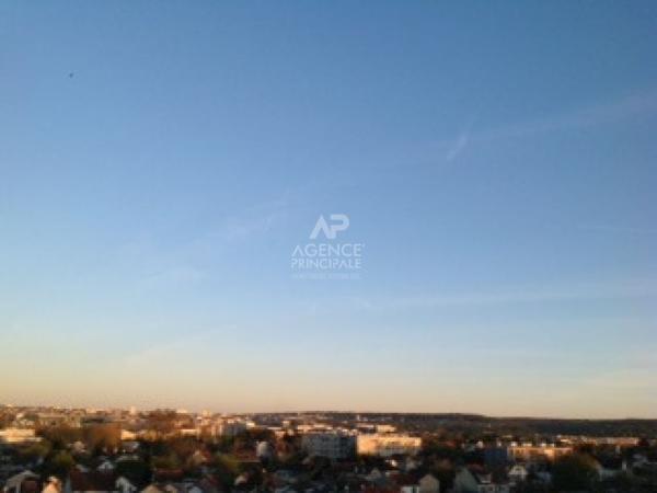 Appartement 4 pièce(s) €399 000 ** - Référence 162048