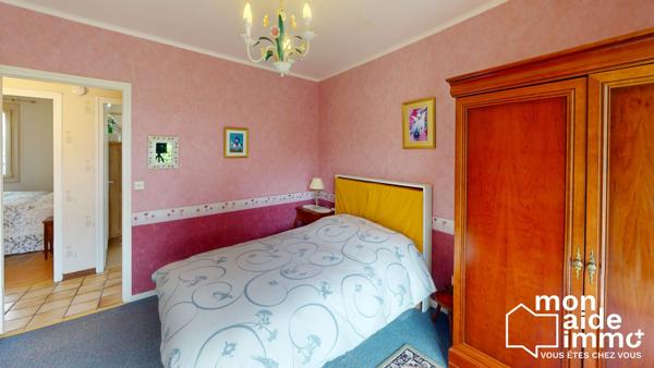 Belle maison T5 de 140m² avec garage attenant, au calme sur 790m² de terrain