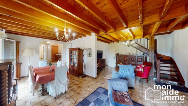 Belle maison T5 de 140m² avec garage attenant, au calme sur 790m² de terrain