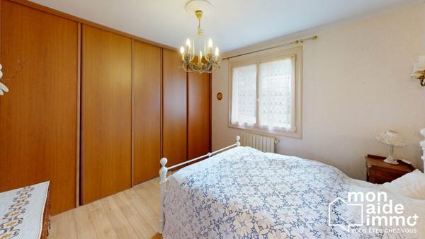 Belle maison T5 de 140m² avec garage attenant, au calme sur 790m² de terrain