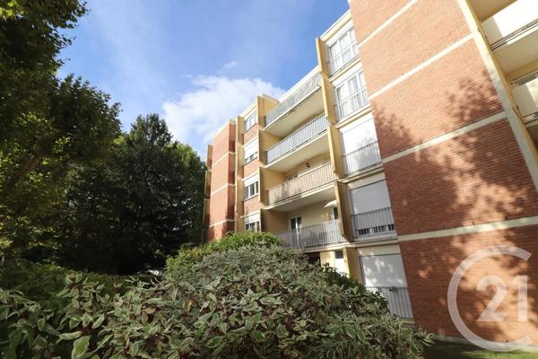 Appartement T3 à vendre  3 pièces - 74,36 m 2   EZANVILLE  - 95