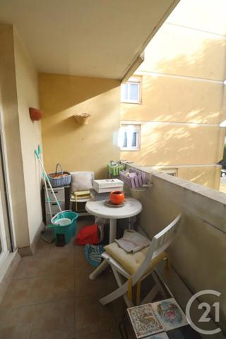 Appartement T3 à vendre  3 pièces - 74,36 m 2   EZANVILLE  - 95