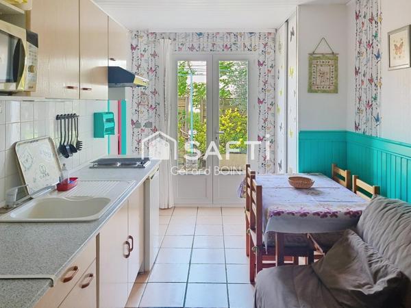 BAISSE DE PRIX - maison de plain pied avec 2 gîtes et piscine