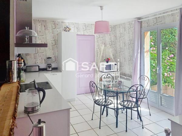 BAISSE DE PRIX - maison de plain pied avec 2 gîtes et piscine