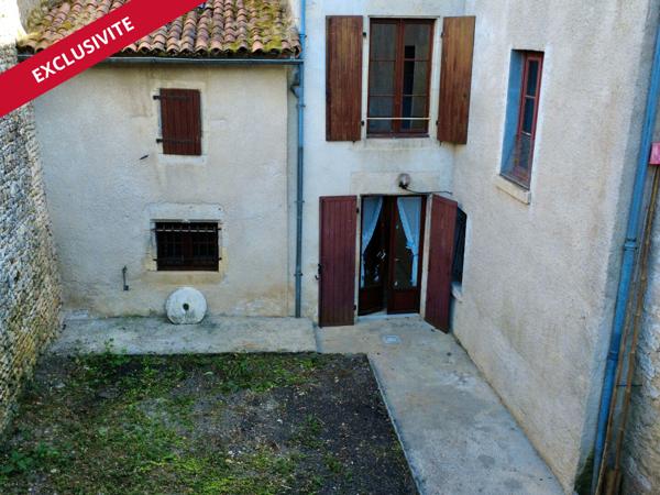 Maison de centre-bourg à Civray