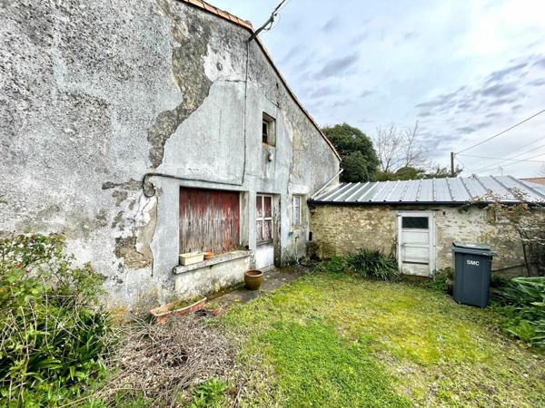 Maison à vendre    4 pièces •  Cherveux