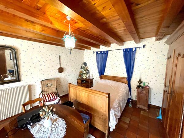 Maison à vendre    4 pièces •  Cherveux