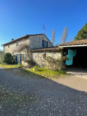 Maison à vendre    4 pièces •  Cherveux